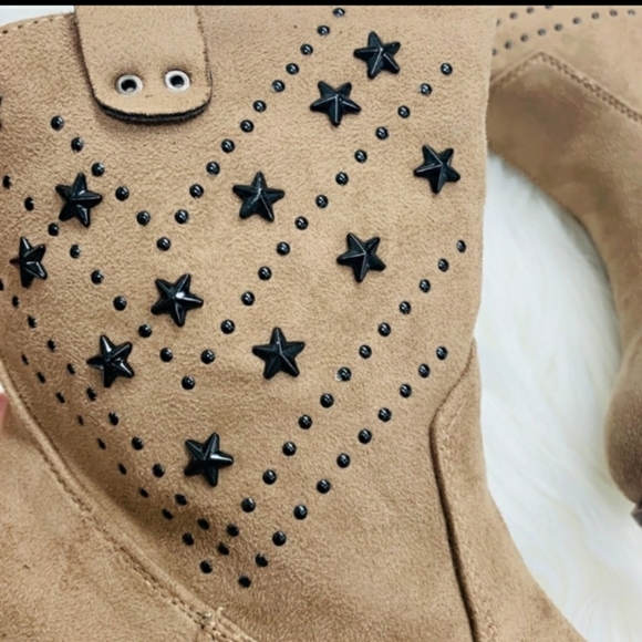 Stars & Studs Cowgirl Ankle boots - Picture 6 of 10